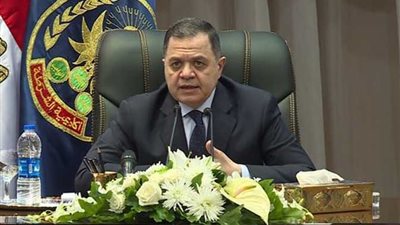 عاجل.. وزير الداخلية يكافئ 1285 من رجال الشرطة