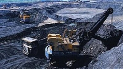 شركة سريلانكية تطرح أول مناقصة لشراء الخام الصحراوي الجزائري