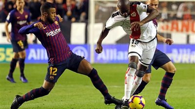 نجم وسط برشلونة على رادار ريال بيتيس
