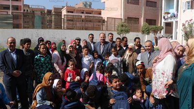 محافظ الفيوم يزور دار عائشة حسنين للأيتام فى مبادرة 