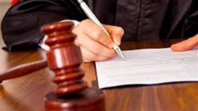 إحالة زوج نشر صور زوجته خلال علاقتهما الحميمية للمحاكمة العاجلة