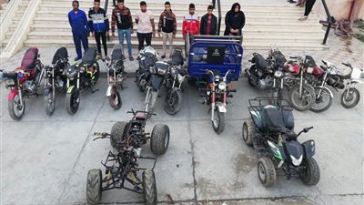 ضبط تشكيل عصابي تخصص في سرقه الدراجات البخارية بالقطامية 