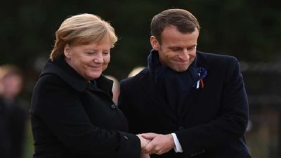 ميركل وماكرون يحتفلان بمئوية الحرب العالمية الأولى