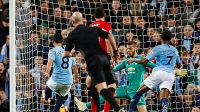 سيتي يحسم ديربي مانشستر بثلاثية في يونايتد