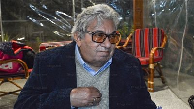 فاروق فلوكس لـ