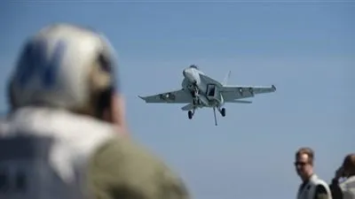 تحطم طائرة مقاتلة أمريكية في بحر الفلبين