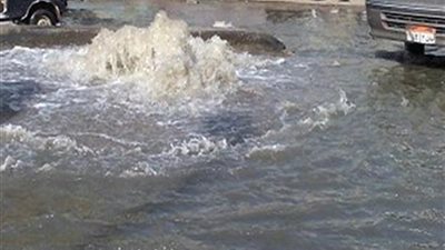 زحام مرورى بسبب كسر ماسورة صرف بطريق إسكندرية الصحراوي اتجاه الرماية