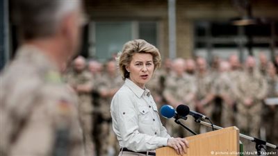 وزيرة الدفاع الألمانية تدعو لتشكيل 