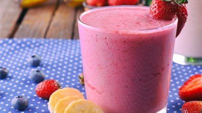 طريقة تحضير كوكتيل الفواكه بالزبادي