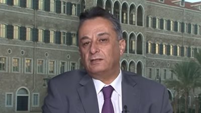 خبير اقتصادي: الحكومات والمصارف المركزية مسؤولة عن معالجة المشكلات (فيديو)