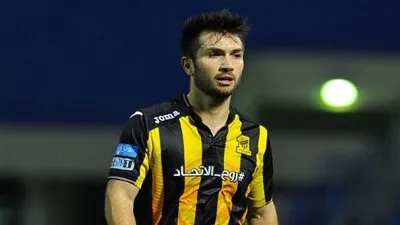 مدرب الاتحاد يطلب رحيل الساحر فيلانويفا