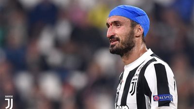 كيليني يعلق على مئويته مع منتخب إيطاليا