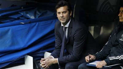 رسميا.. ريال مدريد يتعاقد مع سولاري حتي 2021