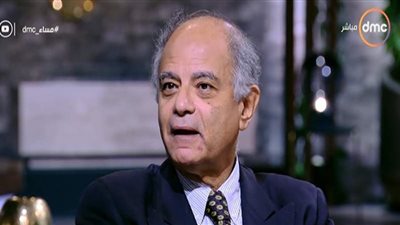 دبلوماسي سابق: الغرب يستخدم 