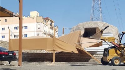 عاجل - السعودية | إزالة 10 مواقف سيارات مخالفة بمكة المكرمة