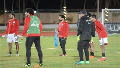 المنتخب الوطنى يؤدى مرانه .. وأشعة للونش غدا