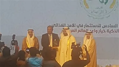  خالد حنفي يطالب بإنشاء بورصة سلعية عربية للتغلب على نقص الغذاء بالدول العربية 