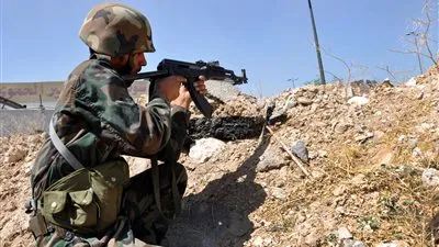 الجيش السوري يتصدى لهجوم مسلح شمالي حماة