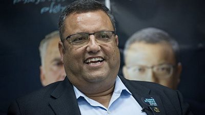 المرشح اليميني ليون يفوز بمنصب رئيس بلدية القدس