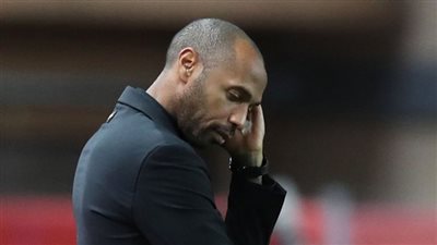 هنري ليس وحده.. نجوم خيم 