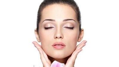 للعروس الجديدة.. خطوات للحصول على رائحة منعشة طوال اليوم 