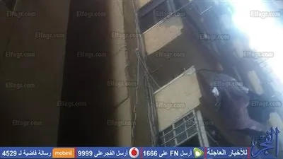 تشكيل لجنة هندسية لمعاينة العقارات الأيلة للسقوط في حي الجمرك بالإسكندرية (صور)