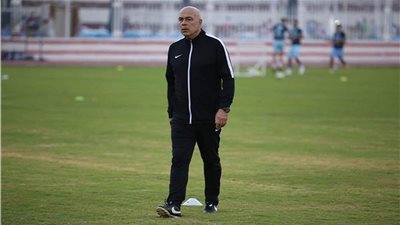 تفاصيل اجتماع جروس مع لاعبي الزمالك