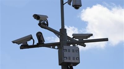 استمرار أعمال إصلاح الفواصل بكوبري الجلاء مع انتشار كاميرات المراقبة