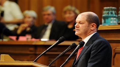 وزيرالمالية الألماني ينفي سعيه إطالة فترة خدمة الجنود في الجيش