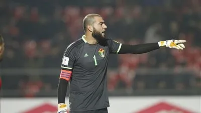 على طريقة الحضري حارس الأردن يسجل هدفا خرافيا (فيديو)