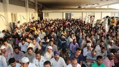 إجراء جديد يهدد مصير الوافدين بالكويت