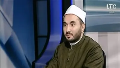 أستاذ عقيده عن المطالبة بمنع النقاب لاستخدامه في الجرائم: 