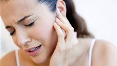 إليكِ طريقة علاج التهاب الأذن الوسطى بزيت الزيتون