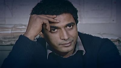 في ذكرى ميلاده.. أحمد زكي الحريف الحقيقي الذي ابتعد عن كرة القدم 