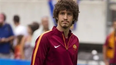 لاعب روما السابق: قضيت عامين بلا فائدة في روما.. وأتواصل مع أوندر دائمًا