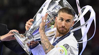 في ظل الحرب الدائرة بينهما.. ريو فرديناند ينصف راموس على حساب لوفرين