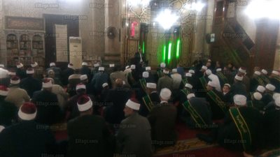 وسط أجواء روحانية.. أوقاف الإسكندرية تحتفل بالمولد النبوي الشريف في أبو العباس (فيديو وصور)