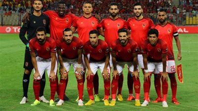 5 لاعبين مهددين بالرحيل عن الأهلي في يناير