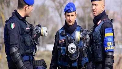 الشرطة الإيطالية تصادر فيلات تابعة للمافيا فى مداهمة بروما