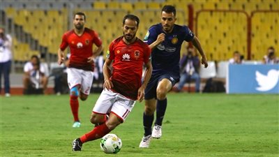عاجل.. إيقاف حكم مباراة الأهلي والترجي