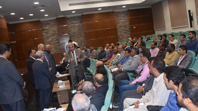 محافظ أسوان يفتتح ورشة عمل بعنوان 