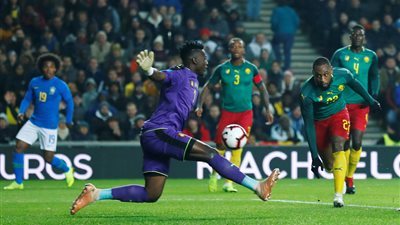 برشلونة يستهدف ضم حارس أياكس