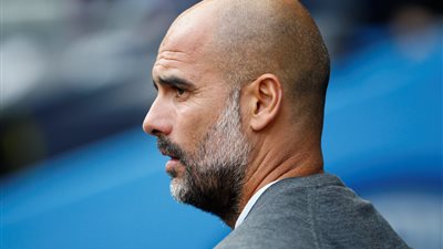 الاتحاد الانجليزي يحذر جوارديولا بسبب الحكام