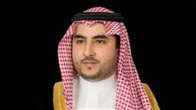خالد بن سلمان: السعودية والإمارات ماضيتان بدعم أشقائنا الشعب اليمنى العزيز