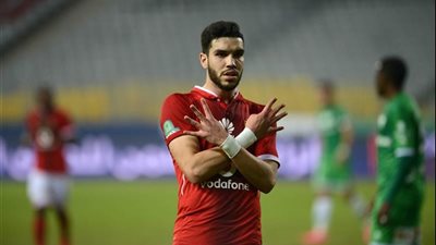 تعرّف على سبب تأخر انضمام أزاور لبعثة الأهلي في الإمارات