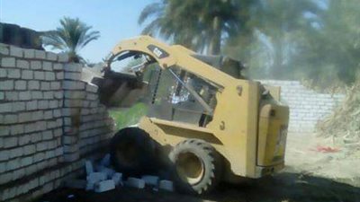 حملات مكبرة لإزالة التعديات والإشغالات في بني مزار بالمنيا