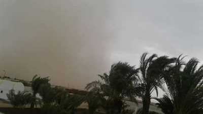 ظهور غيوم كثيفة بالغردقة ورأس غارب وتوقعات بسقوط أمطار.. والقيادات التنفيذية تعلن الطوارئ