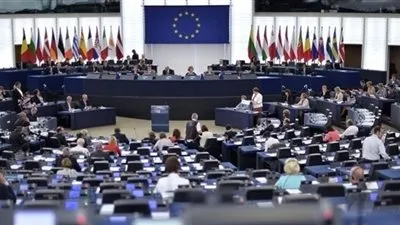 الاتحاد الأوروبي يأمل في إبرام اتفاق خروج بريطانيا الأحد