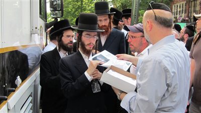 أوامر عليا بملاحقة الفلسطينيين المشتبه في بيعهم ممتلكات لليهود الإسرائيليين