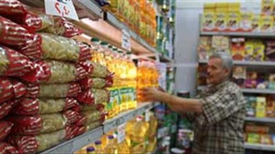 غرفة الجيزة: تكلفة السلع خارج مصر أقل لهذا السبب (فيديو)